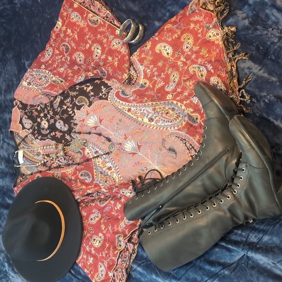 Tree Of Life Veda Dress - Picture 2 of 6